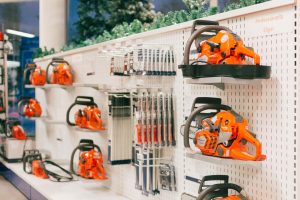 Erikssons – Auton korjaus, hinaus ja kuljetus & metsä ja puutarha 12 Erikssons - Auton korjaus, hinaus ja kuljetus & metsä ja puutarha 12