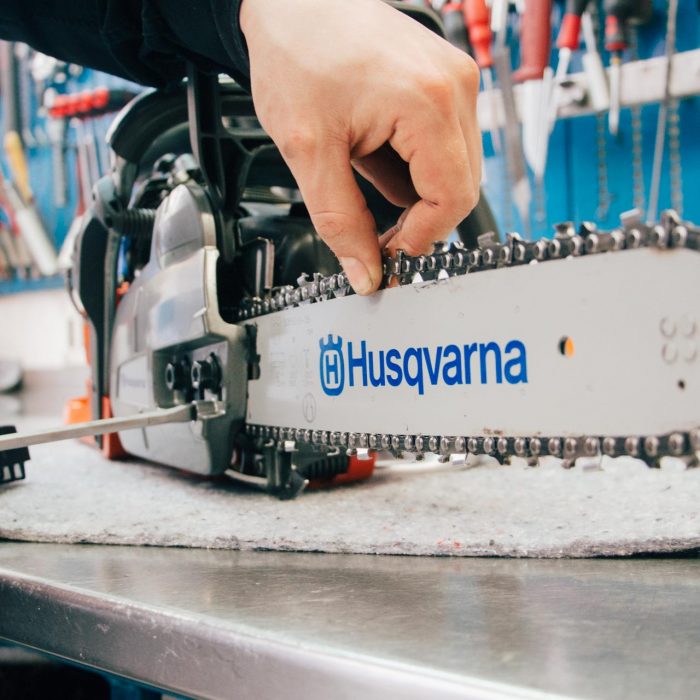 Erikssons –  Auton korjaus, hinaus ja kuljetus & metsä ja puutarha 19 Erikssons -  Auton korjaus, hinaus ja kuljetus & metsä ja puutarha 19